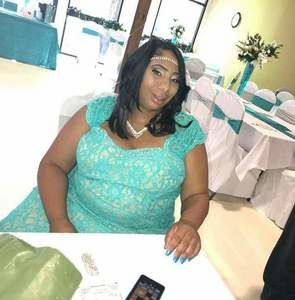 Meet your Posher, Lakeisha